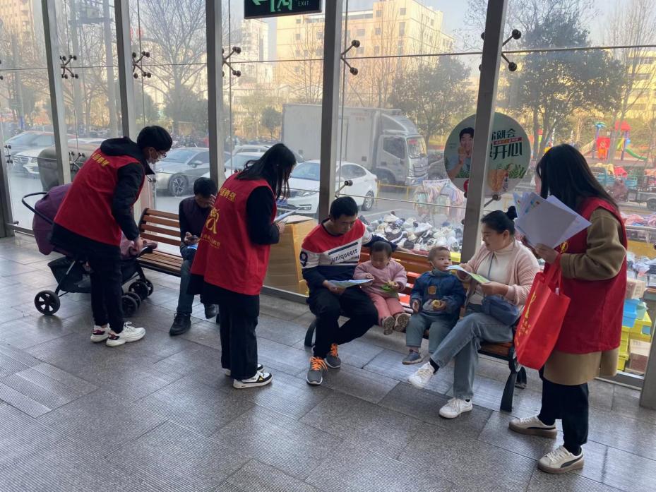 国内有真正的365平台吗_365提款失败怎么办方案_365bet娱乐场手机版商务局开展宣传《河南省文明行为促进条例》志愿服务活动